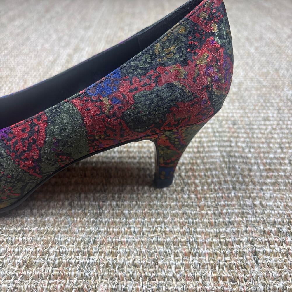 👠 Vintage Life Stride Kitten Heel Pumps | 8.5 | Multicolor Jewel Tone Abstract - Picture 5 of 8